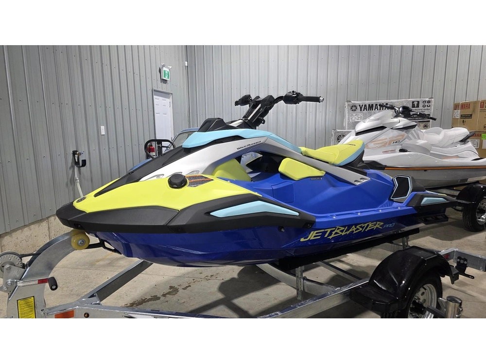 Yamaha Jetblaster Pro 2-up 2026 alt