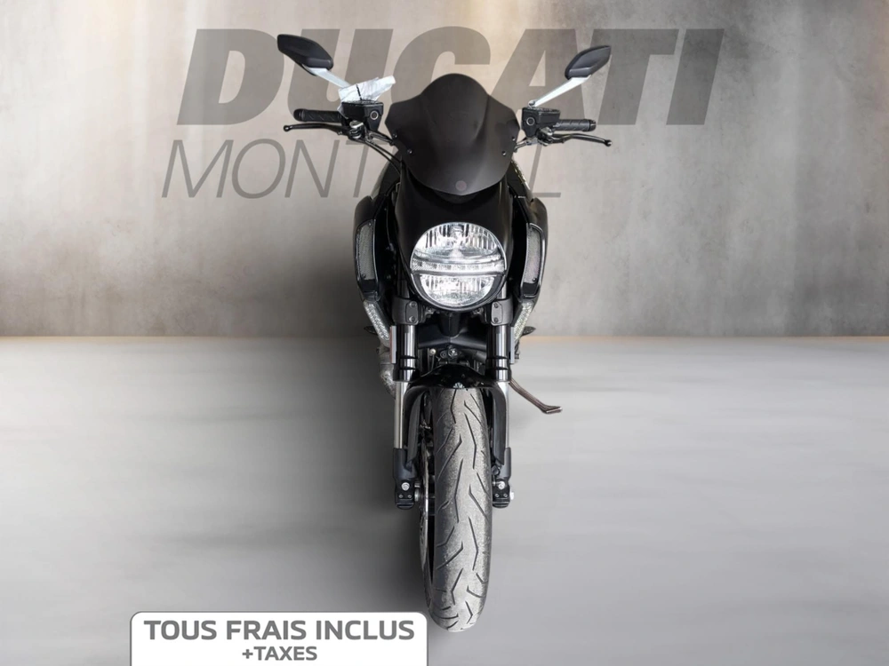 2012 Ducati Diavel alt