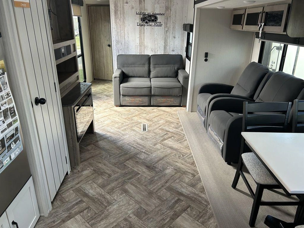 2023 Palomino Puma 31fkrk alt
