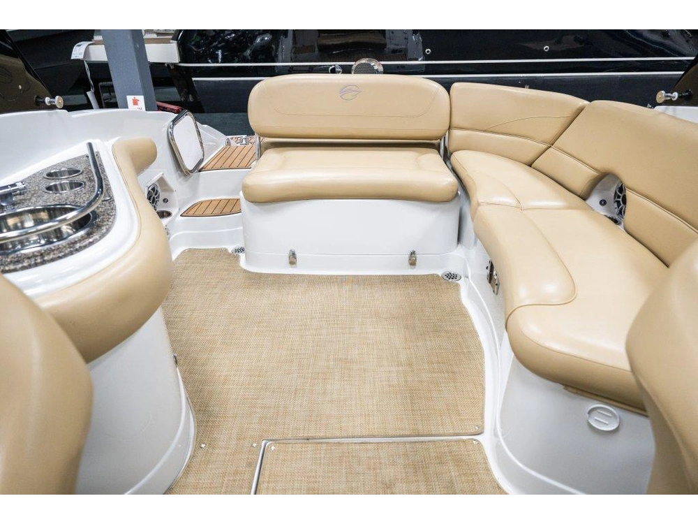 Crownline E6 2014 alt