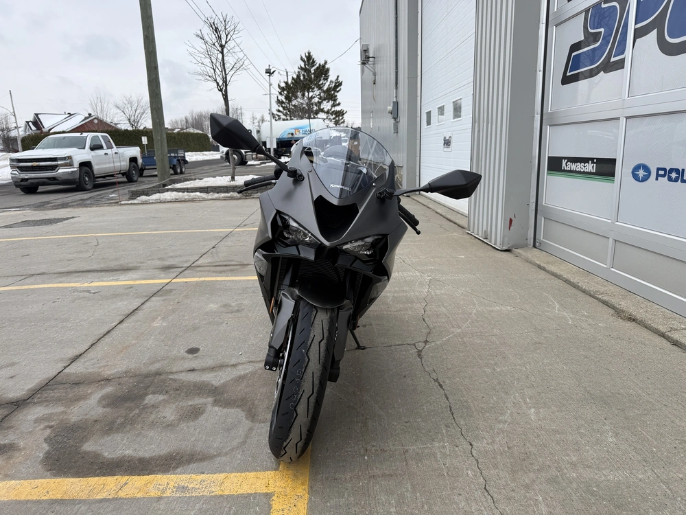 2026 Kawasaki Ninja Zx-6r alt