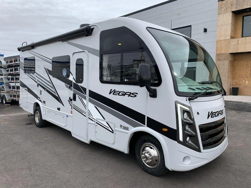 2024 Thor Motor Coach Vegas 24.1 alt