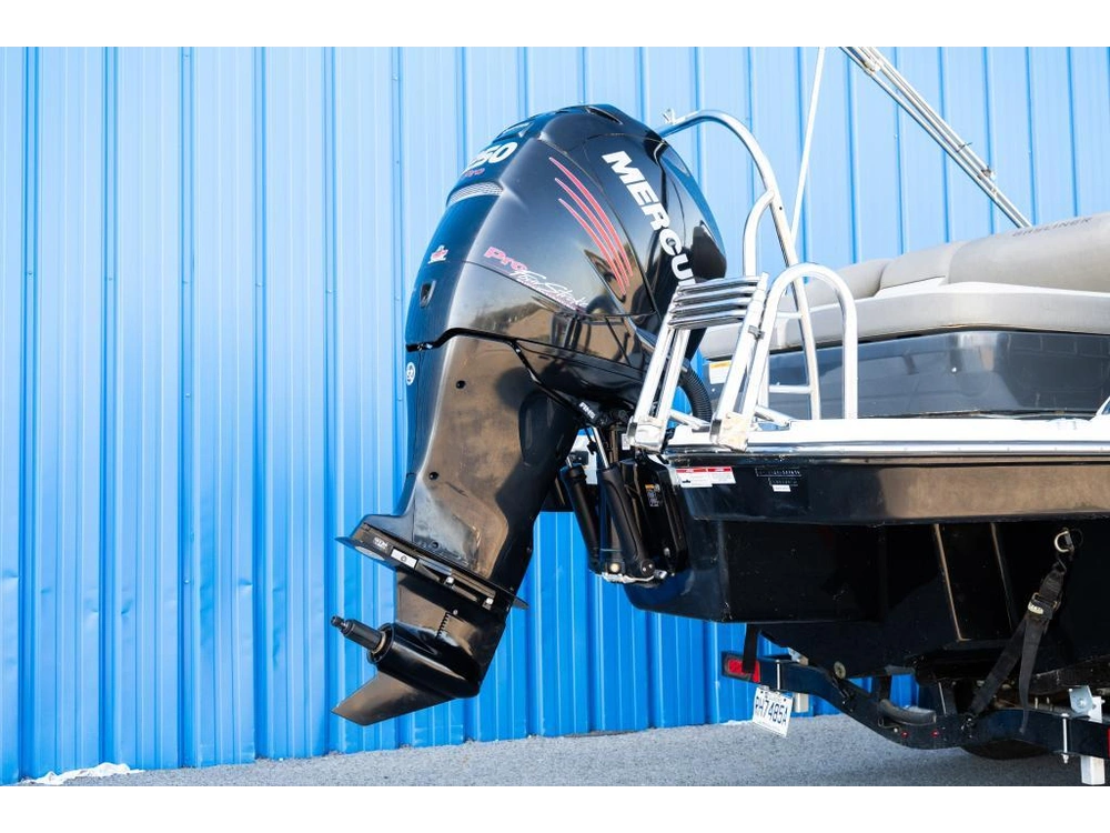 Bayliner Element Xr7 2016 alt