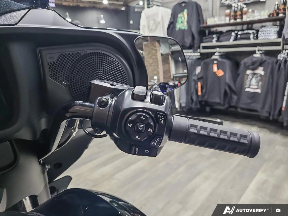 2026 Harley-davidson Street Glide alt