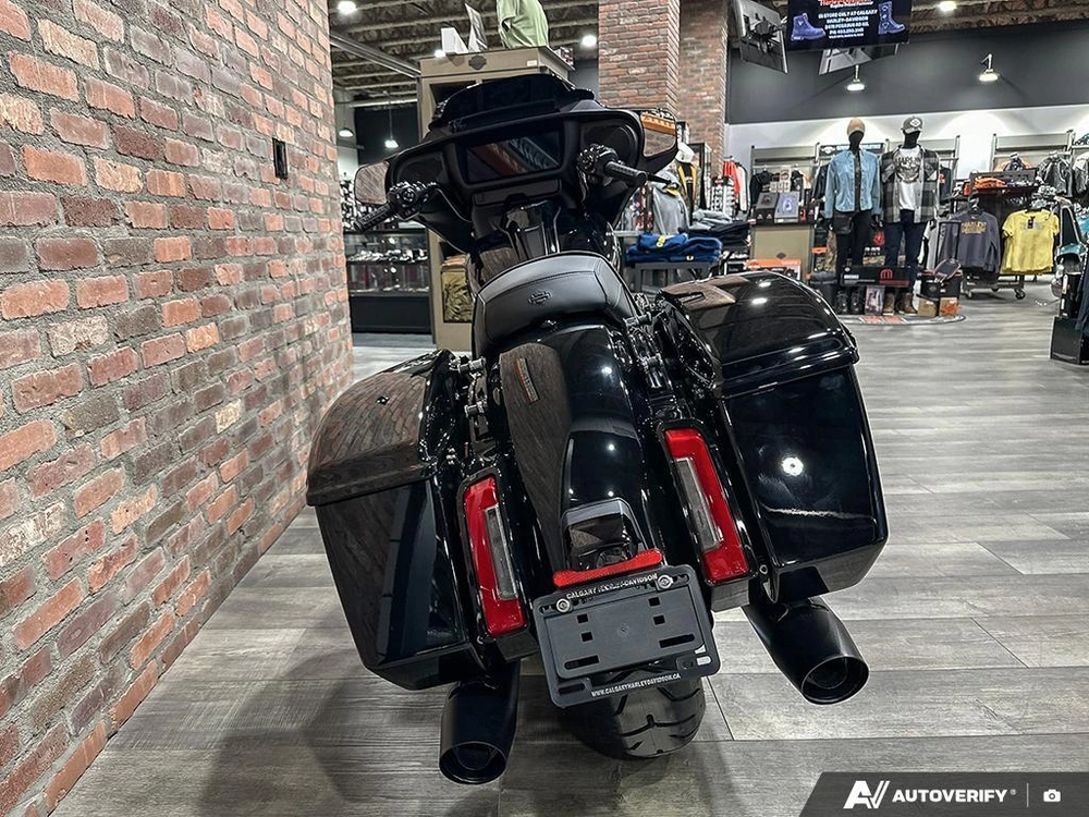 2026 Harley-davidson Street Glide alt