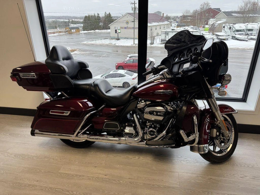 2017 Harley-davidson Flhtcu - Electra Glide® Ultra Classic® alt