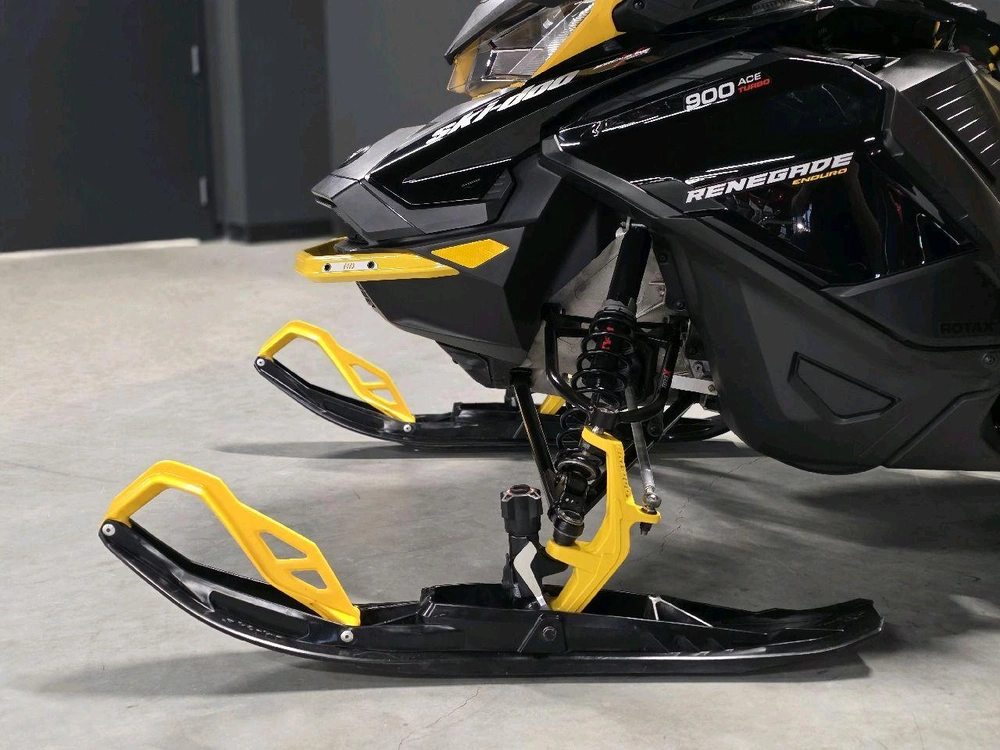 Ski-doo Renegade Enduro 900 Ace Turbo 2023 alt