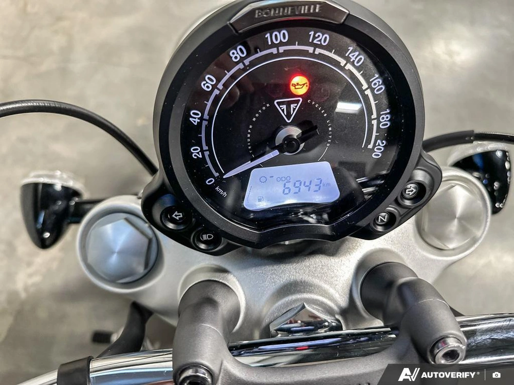 2023 Triumph Bonneville Speedmaster Sapphire Black/fusion White alt