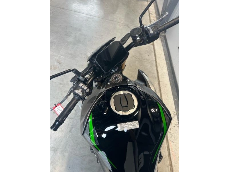 Kawasaki Z900 Se 2025 alt