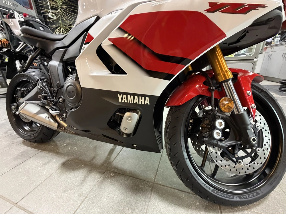 2026 Yamaha Yzf-r7 70th Anniversary Edition alt