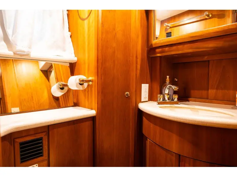 2003 Silverton Marine 390 MOTOR YACHT thumbnail 25