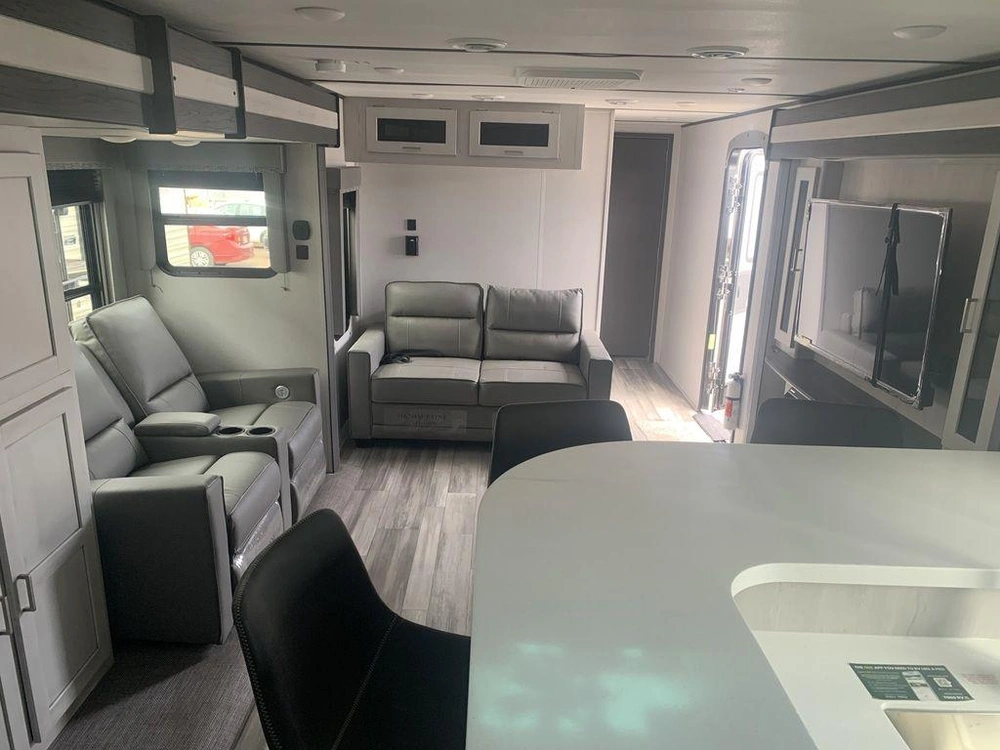2022 Keystone Rv Sprinter Limited 320mls alt