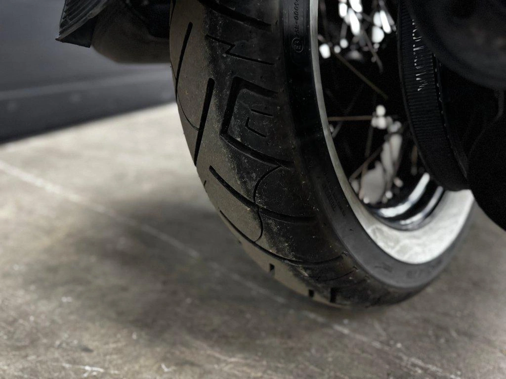 Victory Motorcycles Highball 2014 alt