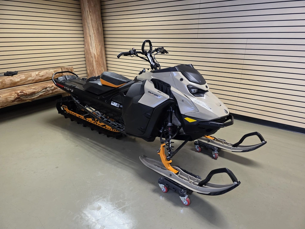 2024 Ski-doo Summit Edge Adrenaline alt