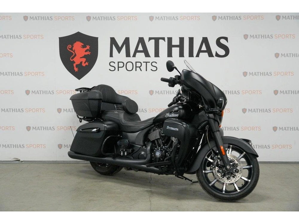 Indian Motorcycle Roadmaster Dark Horse 2021 alt