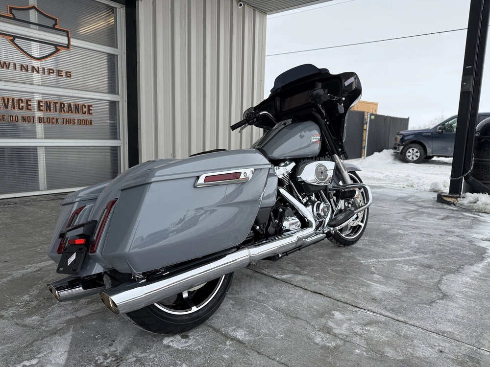 2026 Harley-davidson Street Glide alt