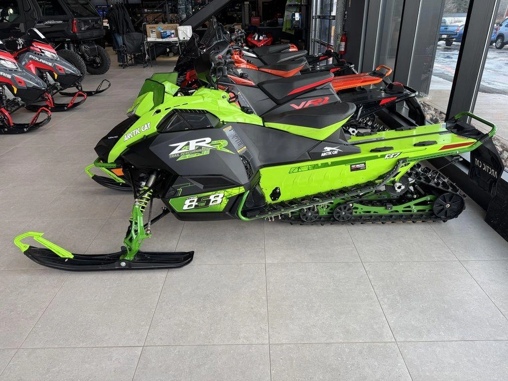 2025 Arctic Cat Zr 858 With Atac 129"/1.25" Ripsaw alt
