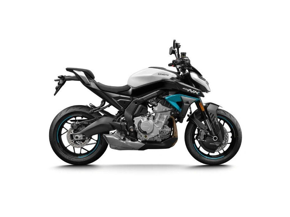 2026 Cfmoto 675nk alt