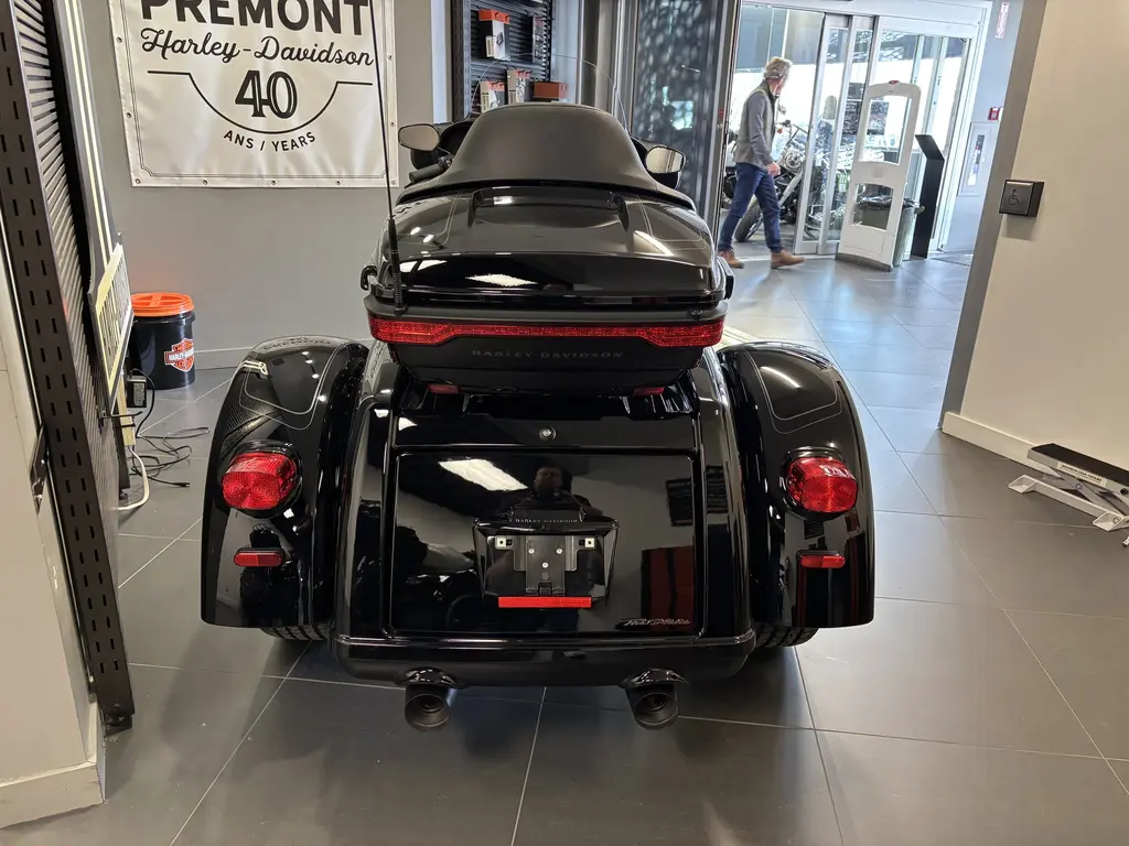 Harley-Davidson FLHTCUTG Tri Glide UltraFLHTCUTG 2025