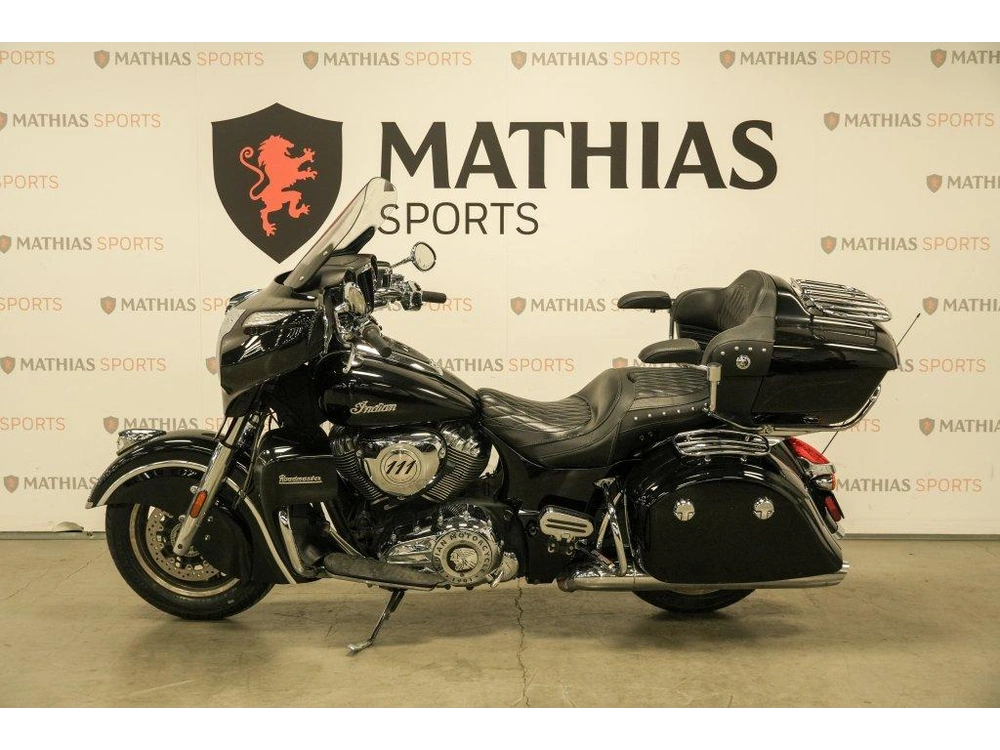 Indian Motorcycle Roadmaster 2018 alt