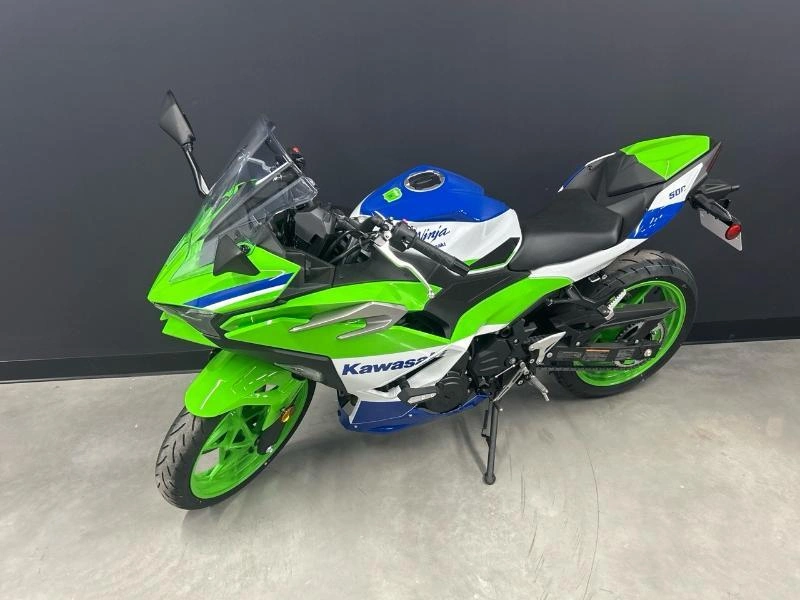 2024 Kawasaki Ninja 500 Se 40e Anniversaire alt