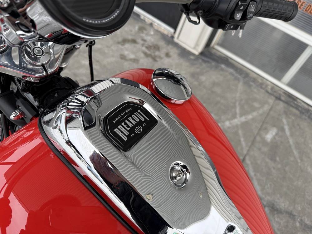 2026 Harley-davidson Breakout alt