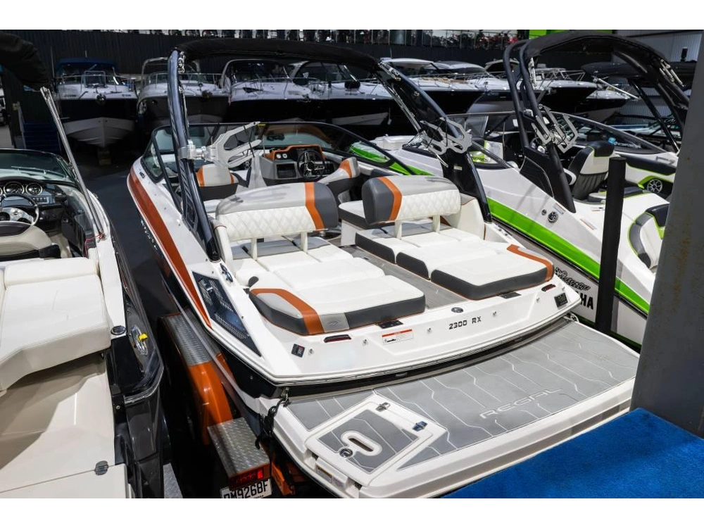 2020 Regal 2300rx alt