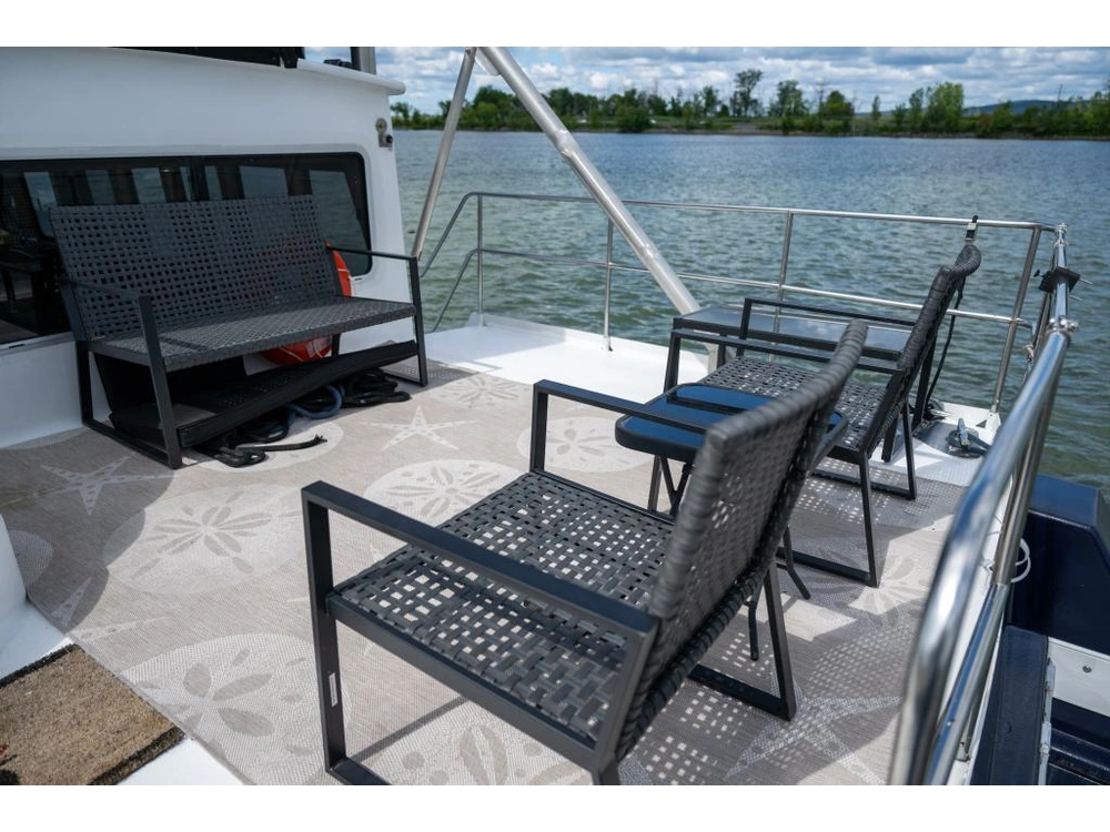 2002 Bruce Roberts Trawler 45 alt