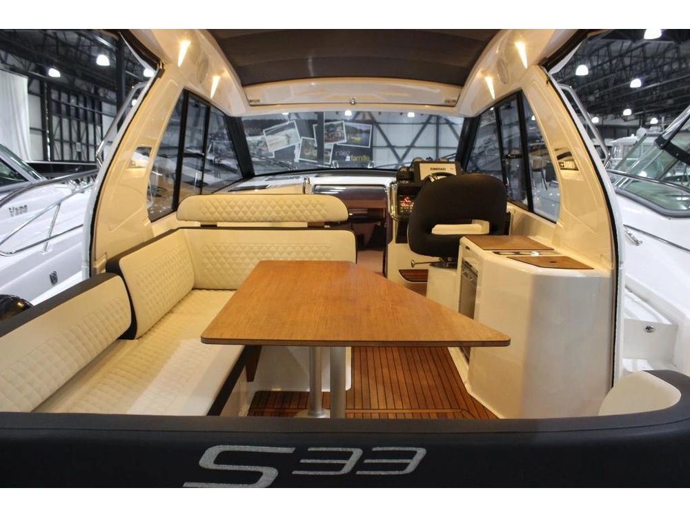 Bavaria S33 Ht Volvo D3-220 Evc 2021 alt