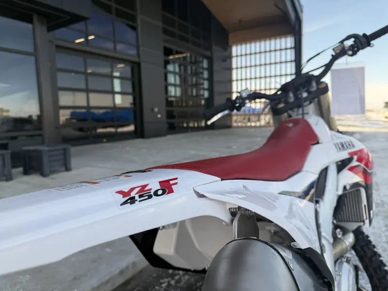 2026 Yamaha YZ450F thumbnail 9
