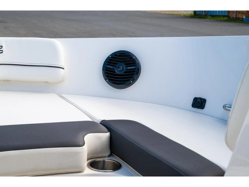 Bayliner Vr5 - 150hp Ob 2024 alt