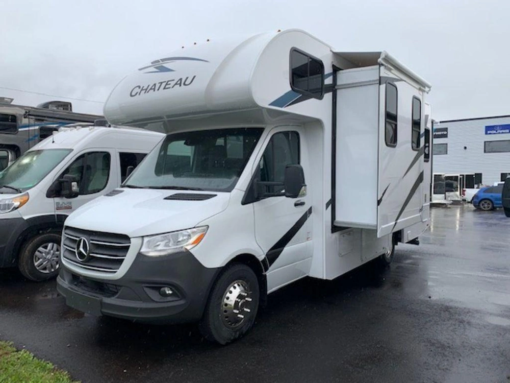 2024 Thor Motor Coach 24lw alt