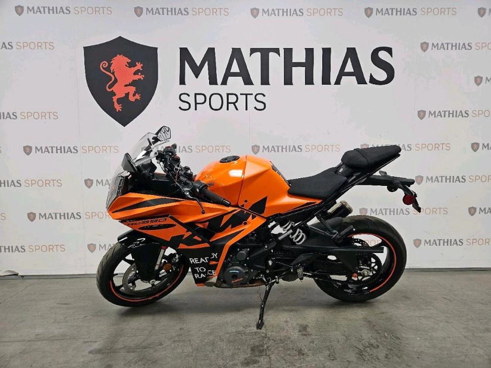 2022 Ktm Rc 390 alt