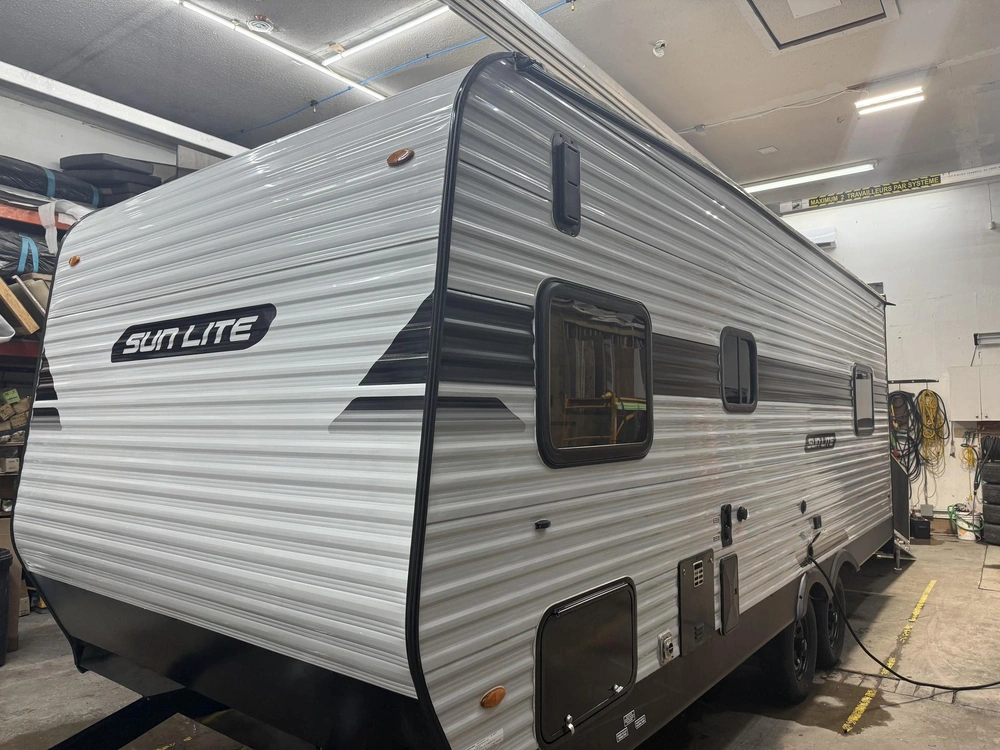 2026 Sunset Park Rv Sunlite Th 25th alt