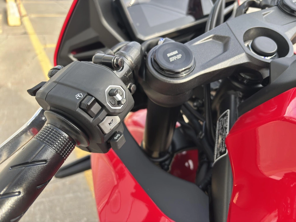 2025 Honda Cbr650r Abs alt