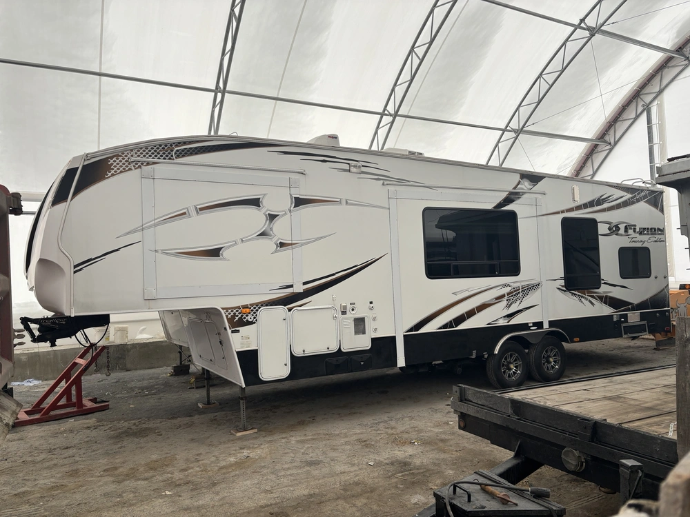 Keystone Rv Fuzion Fz302 2009 alt