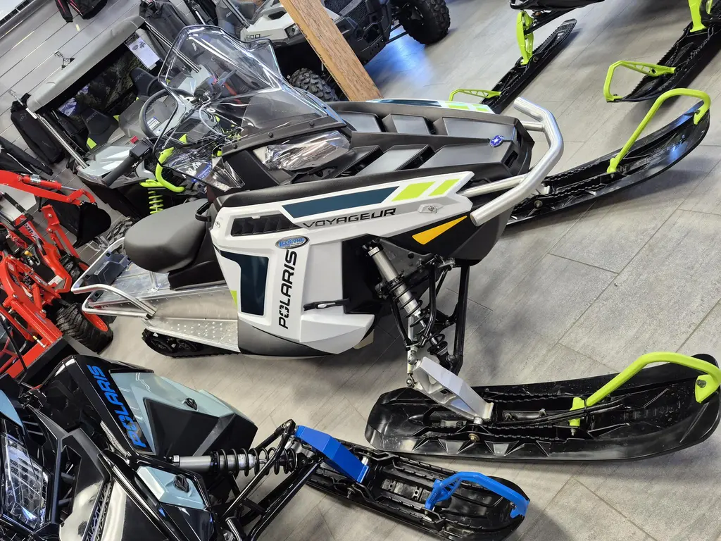 Polaris 550 voyageur 155  2025