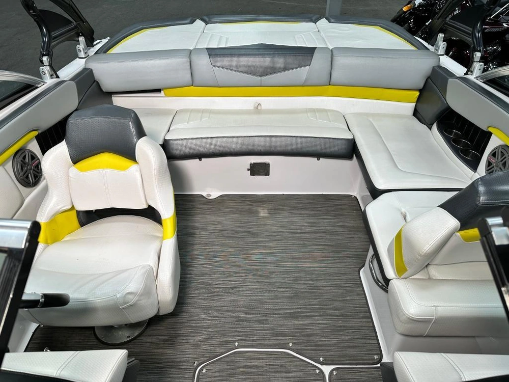 Four Winns H210 Rs 2017 alt