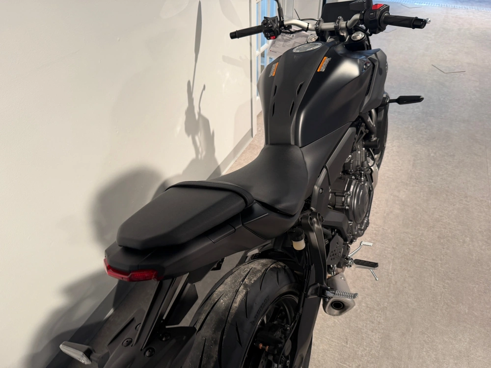 2026 Yamaha Mt-07 alt