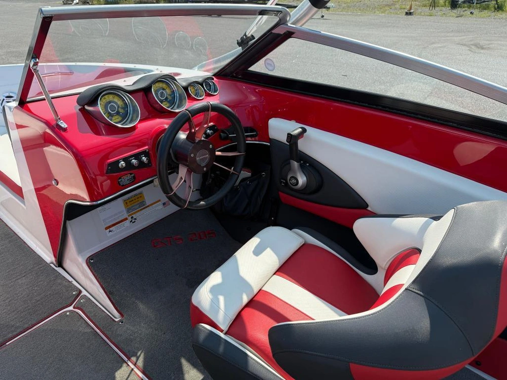 Glastron 205 Gts 2013 alt