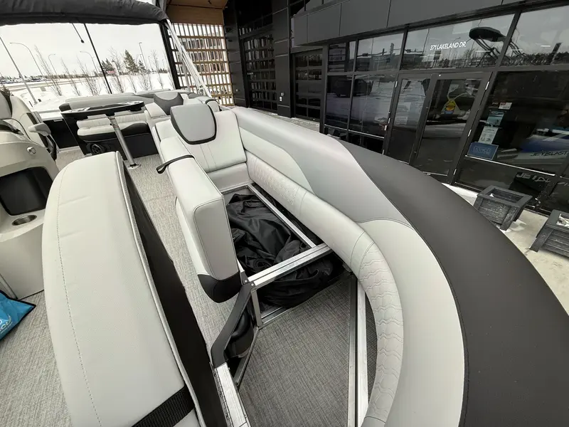 Legend Q-SERIES 21 C 2025