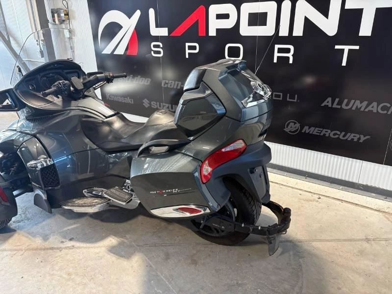 Can-am Spyder 2017 alt