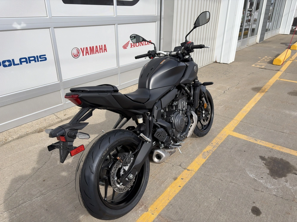 2026 Yamaha Mt-07 alt