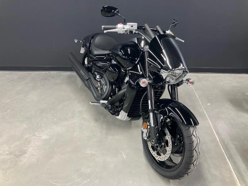 Suzuki Boulevard M109r 2024 alt