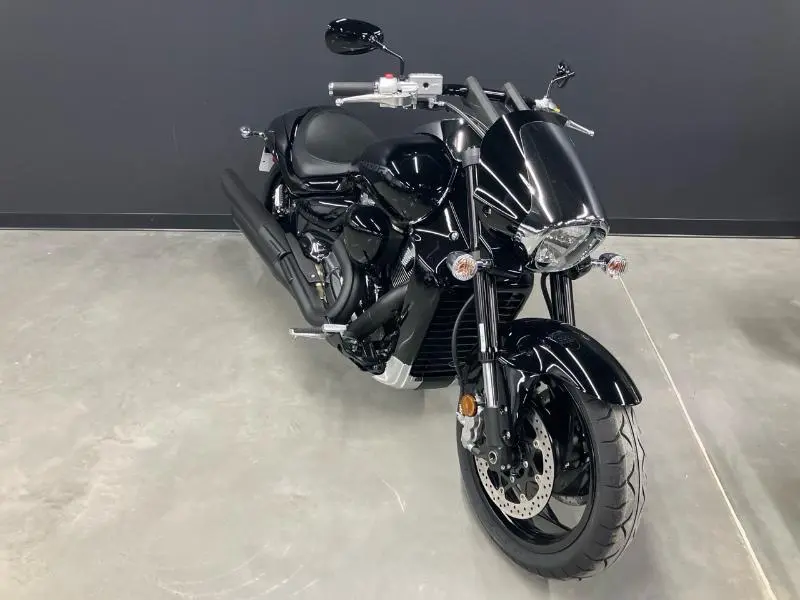 Suzuki Boulevard M109r 2024 alt