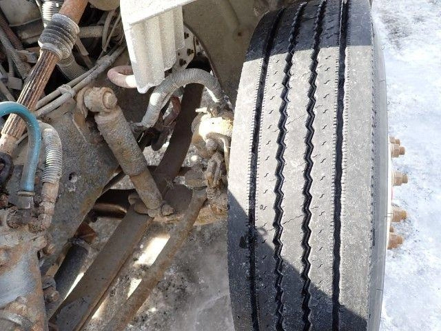 Freightliner M2106 2005