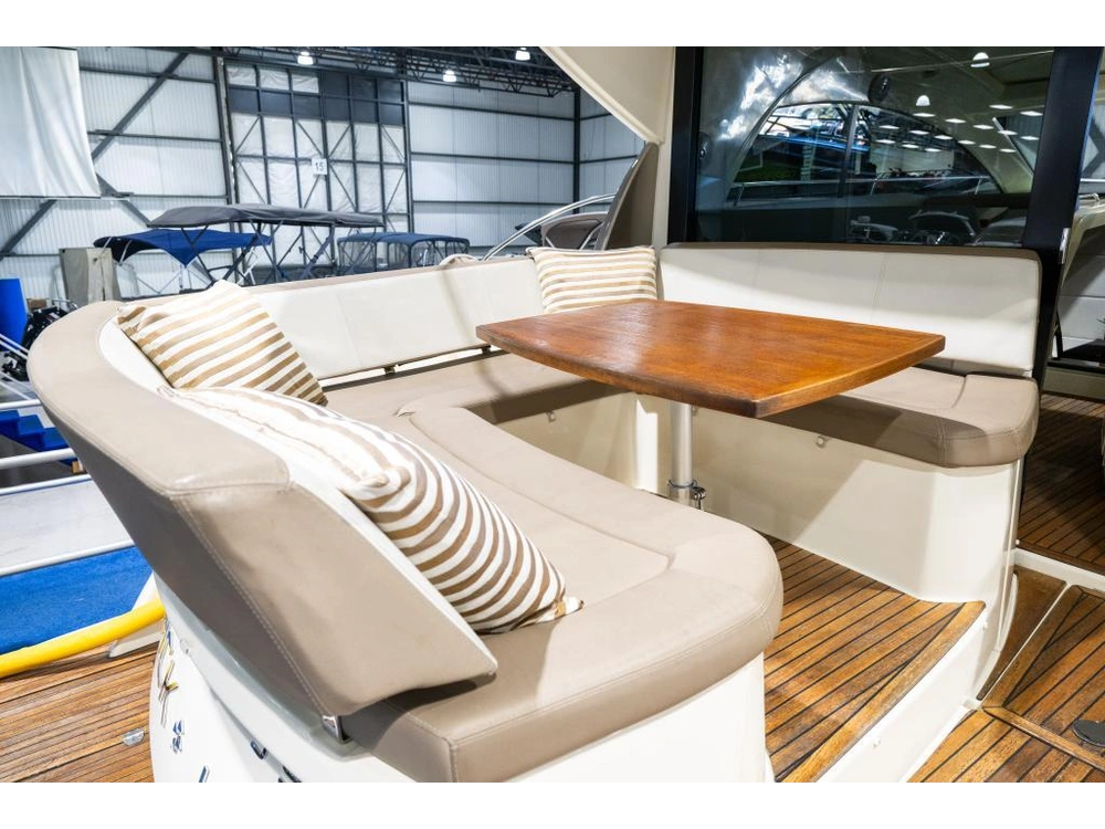 2013 Jeanneau Prestige 390s alt