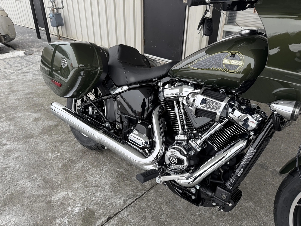 2026 Harley-davidson Low Rider St alt