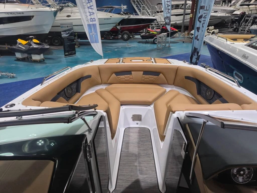 Four Winns Hd3 4.5l/b3 Dts 2026 alt