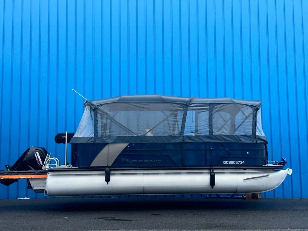 Legend E-series 23 Lounge Sport 2022 alt